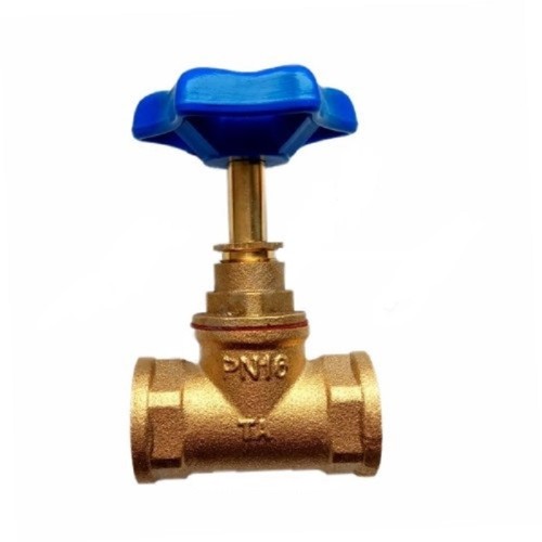 Клапан запорный латунный с внутренней резьбой 1,6 МПа 15б3р БАЗ 20х65 мм в Казани